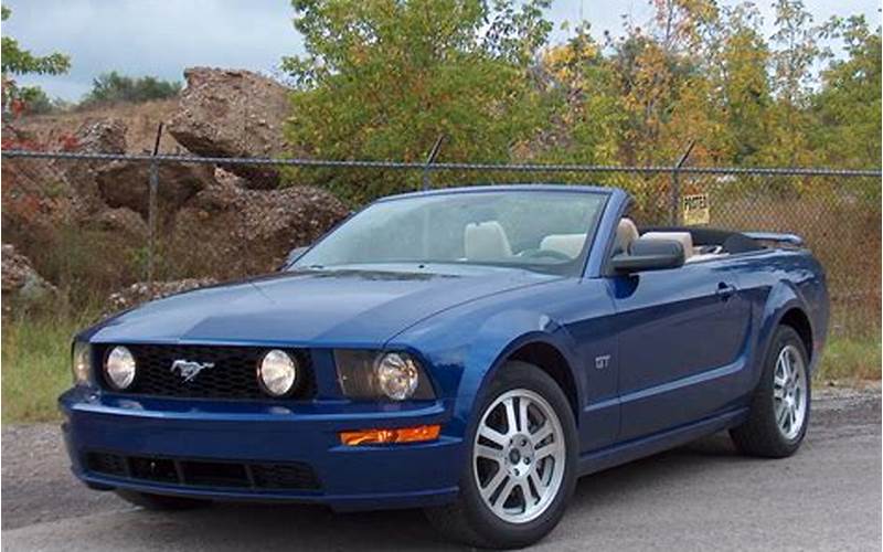 2005 Ford Mustang Convertible Price