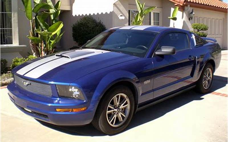 2005 Ford Mustang Special