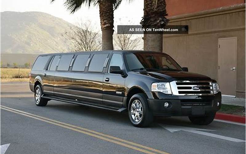 2007 Ford Expedition Limo