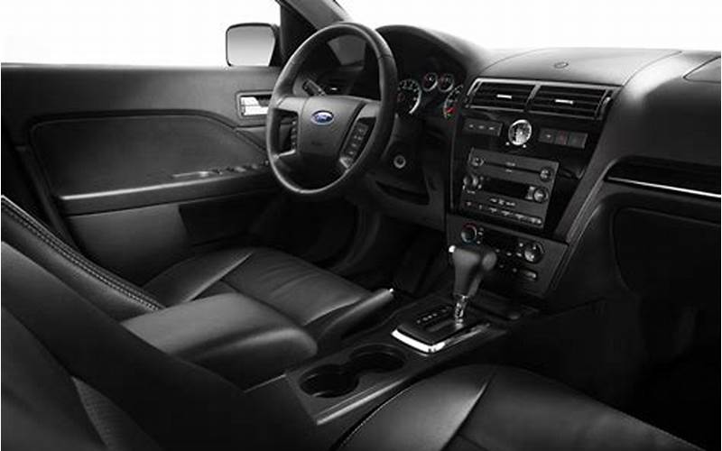2007 Ford Fusion Interior Features