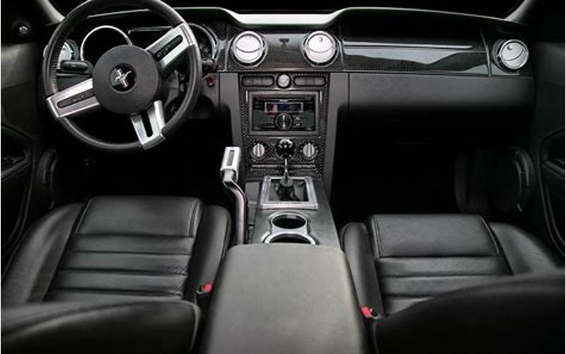 2007 Mustang Interior