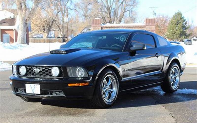 2008 Ford Mustang Gt Deluxe Features