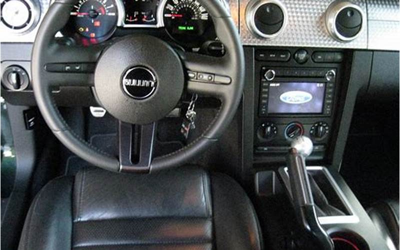 2008 Ford Mustang Interior Image