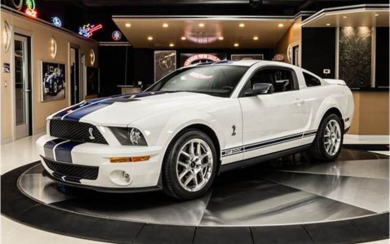2008 Ford Mustang Overview