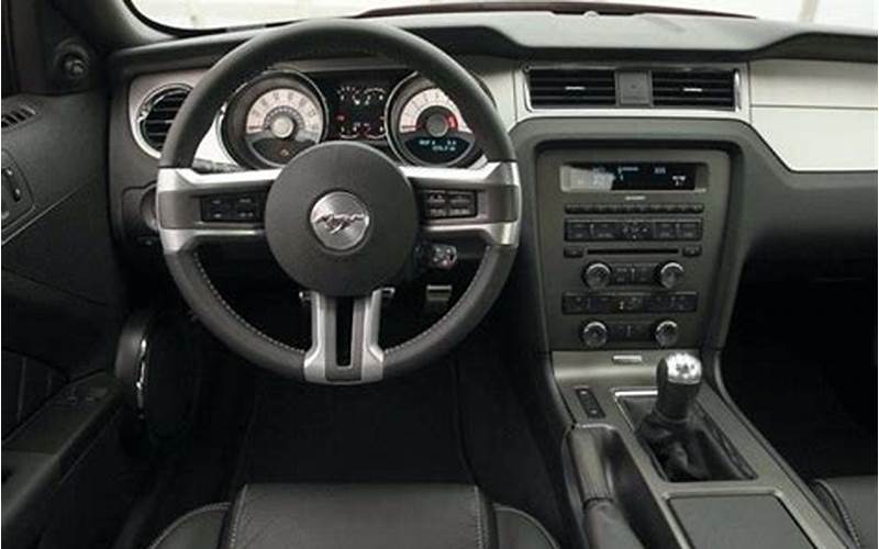 2009 Mustang Interior