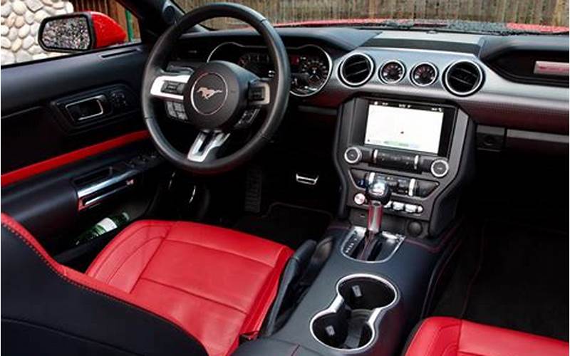 2011 Ford Mustang Coyote Interior