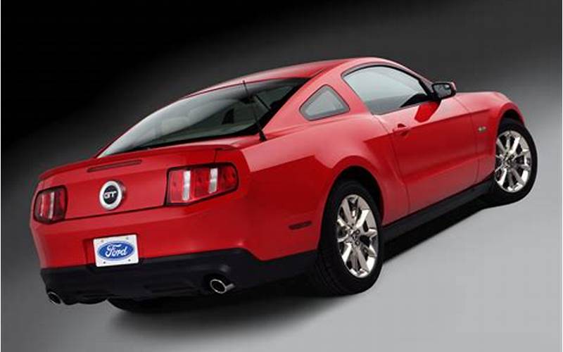 2011 Ford Mustang Features