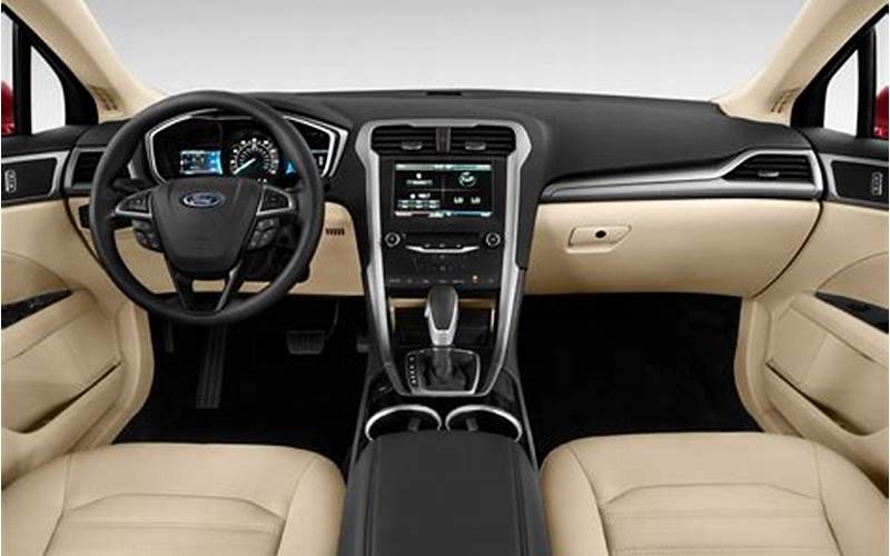 2013 Ford Fusion Se Interior