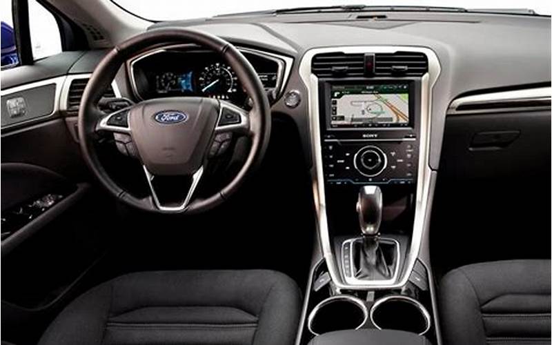 2013 Ford Fusion Titanium Hybrid Interior