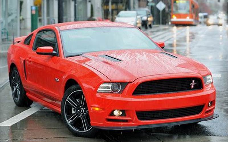 2013 Ford Mustang Coupe Safety