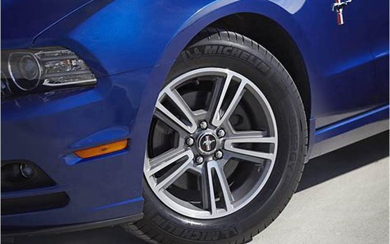 2013 Ford Mustang Wheel Finish