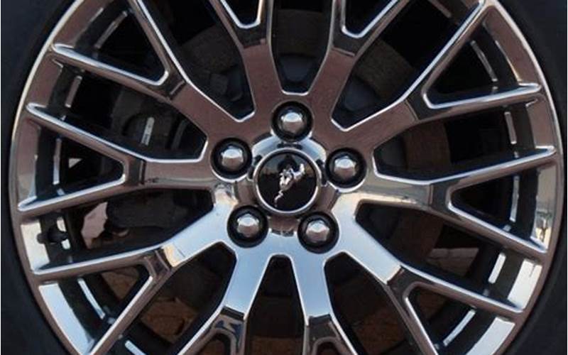 2013 Ford Mustang Wheel Size