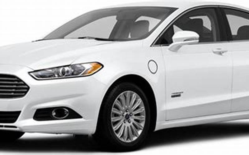 2014 Ford Fusion Energi Safety Image