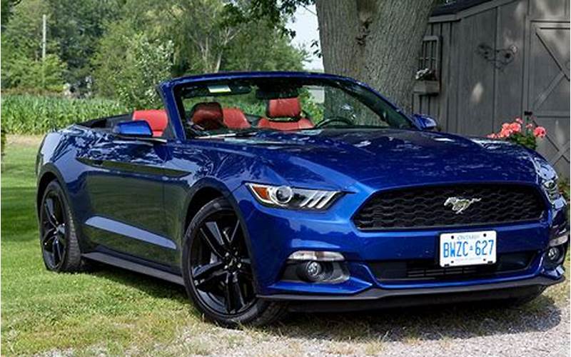2015 Ford Mustang Convertible Image