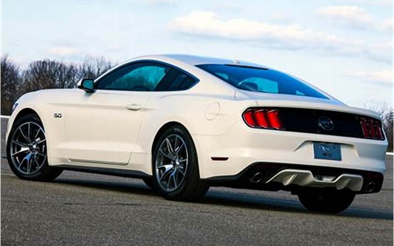 2015 Ford Mustang Options