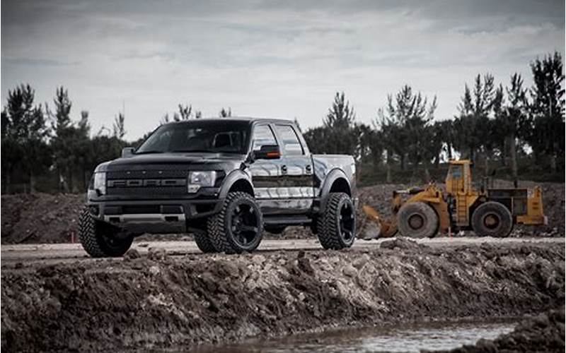 2015 Ford Raptor Off-Road Tires