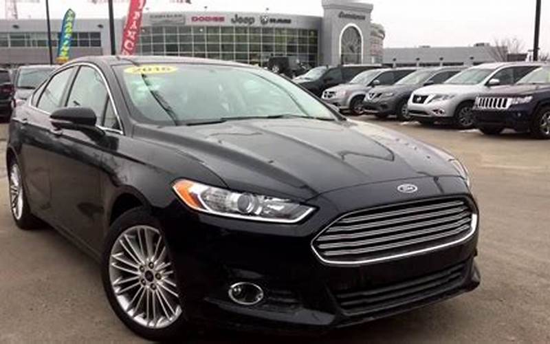 2016 Ford Fusion S Black Features