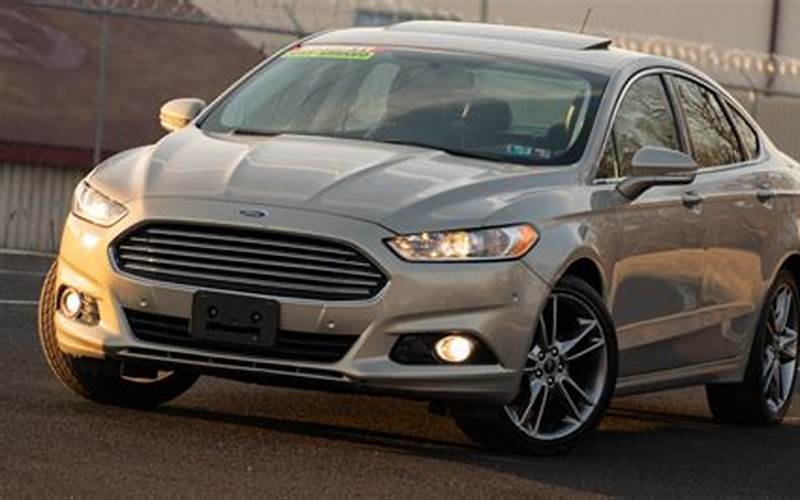 2016 Ford Fusion Titanium Sedan Features