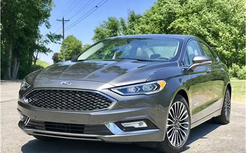 2017 Ford Fusion Hybrid Image