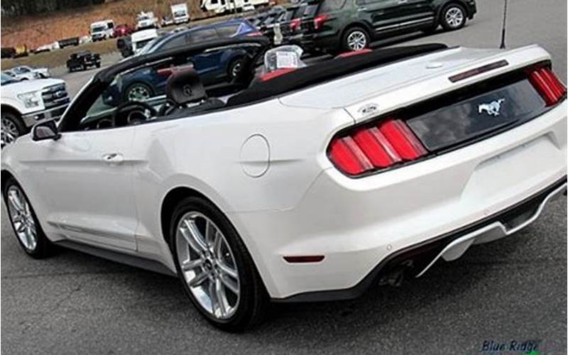 2017 Ford Mustang Ecoboost Premium Convertible Exterior Image