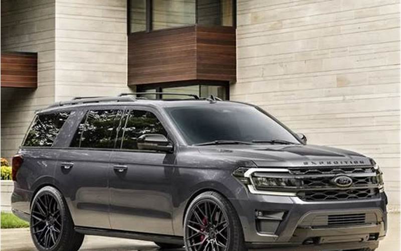2018 Ford Expedition Stealth Edition Overview