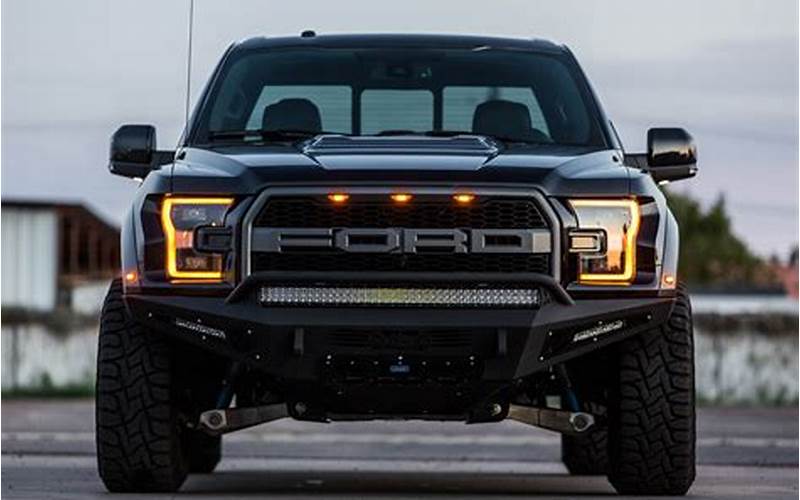 2020 Ford Raptor Front View