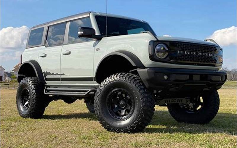 2022 Ford Bronco Wildtrack Offroad
