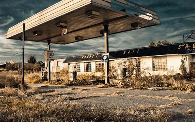 Girl Abandoned at Mojave Gas Station