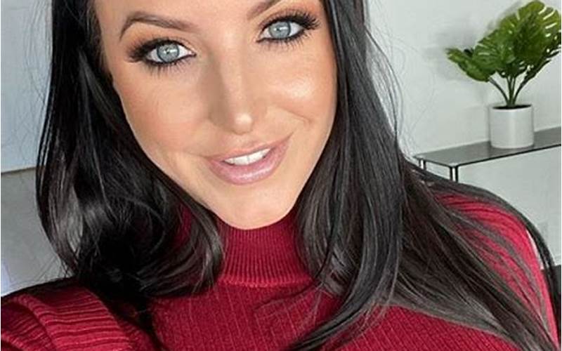 A Blinding Date with Angela White