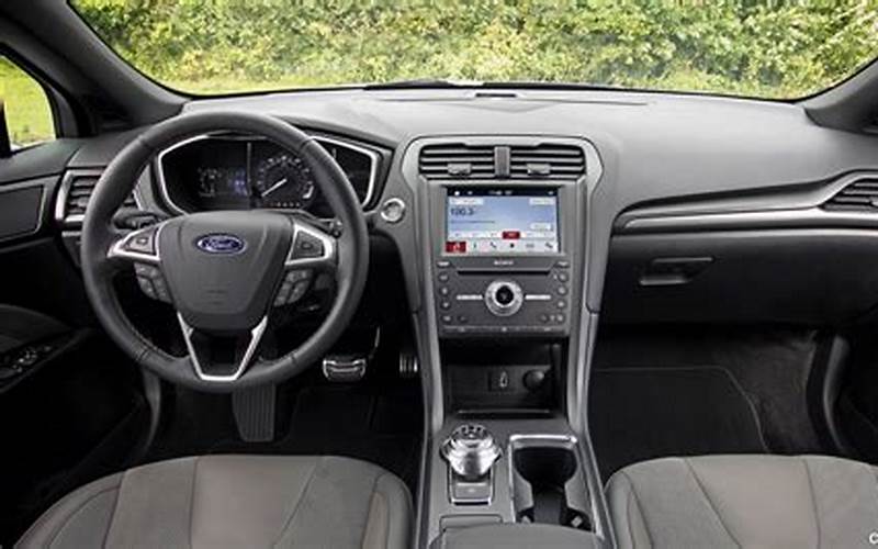 Awd Ford Fusion Interior