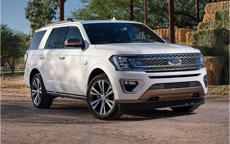 Benefits Of Buying A Ford Expedition