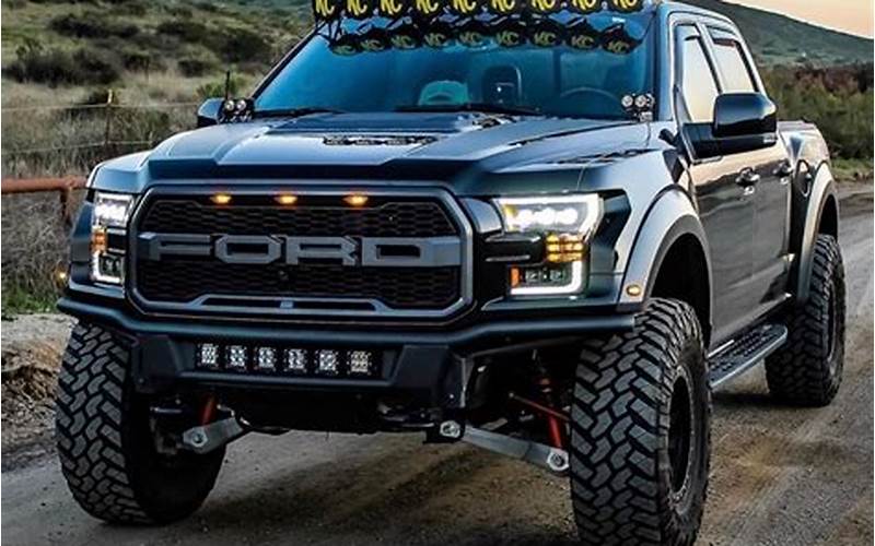 Black Ford Raptor Off Road