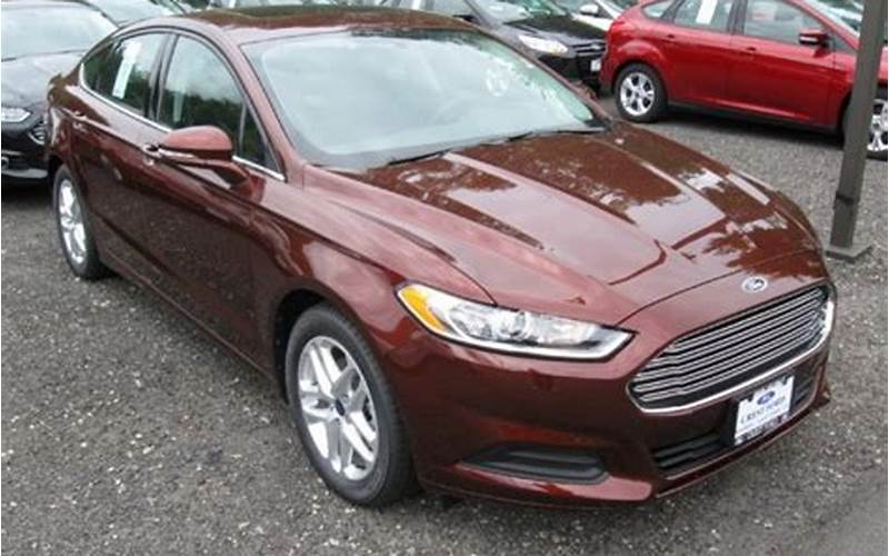 Bronze Fire Ford Fusion Features