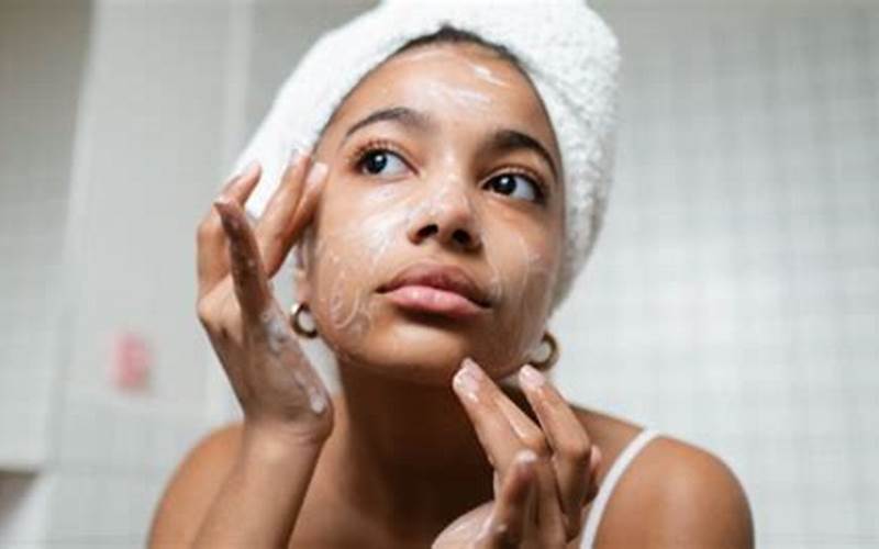 Cara Memilih Facial Wash Yang Tepat Untuk Mengatasi Bekas Jerawat Merah