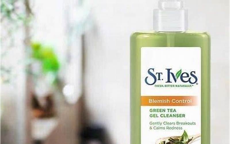 Cara Memutuskan Facial Wash St. Ives Yang Tepat Untuk Jerawat Anda