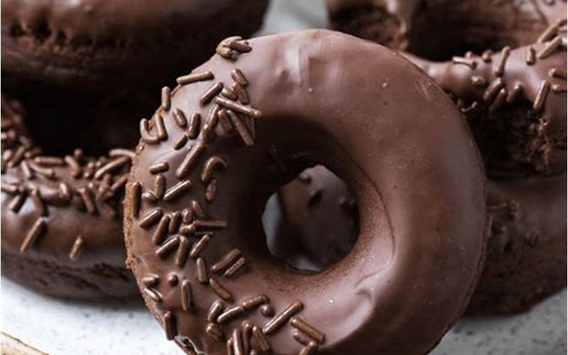 Chocolate Dip Donut Taste