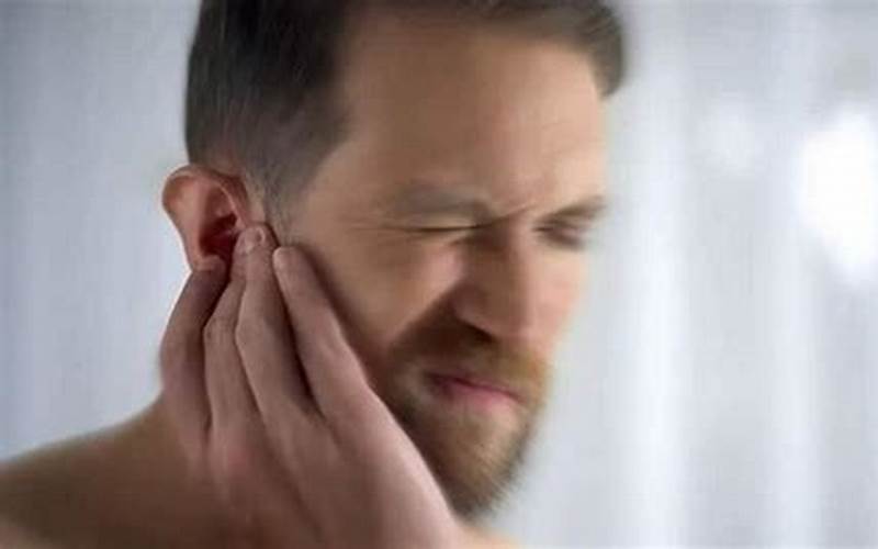 Prednisone for Ear Fullness: How It Works, Dosage, and Side Effects