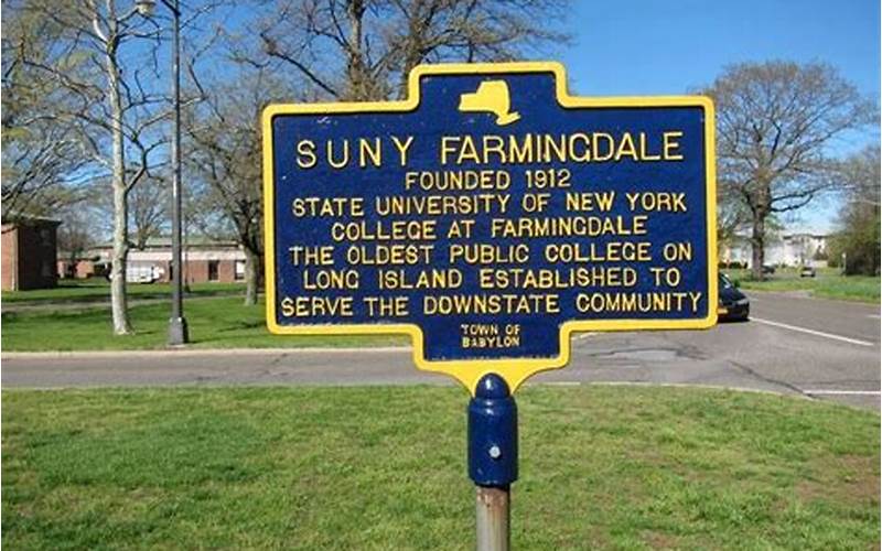 Farmingdale'S Historical Marker