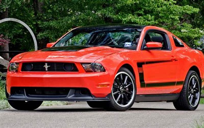 Features Of 2011 Ford Mustang Boss 302