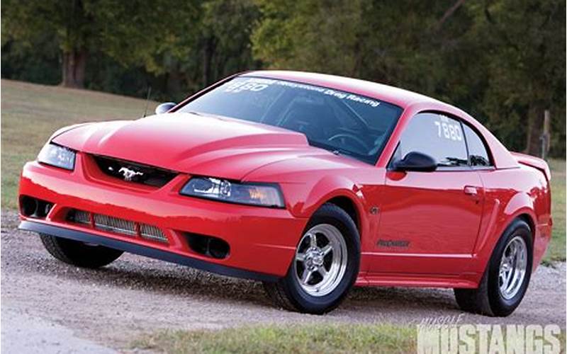 Features Of The 02 Mustang Gt