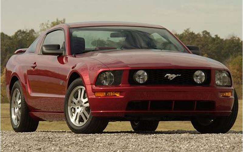 Features Of The 2009 Ford Mustang Gt