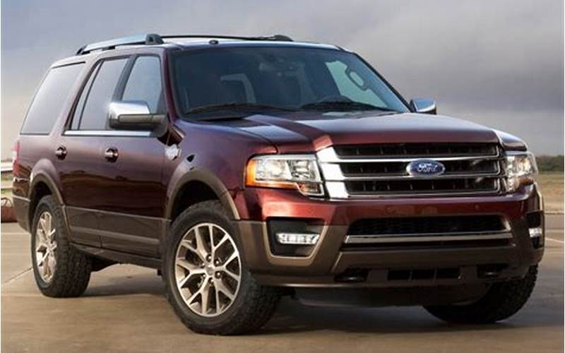 Features Of The 2017 Ford Expedition King Ranch Suv