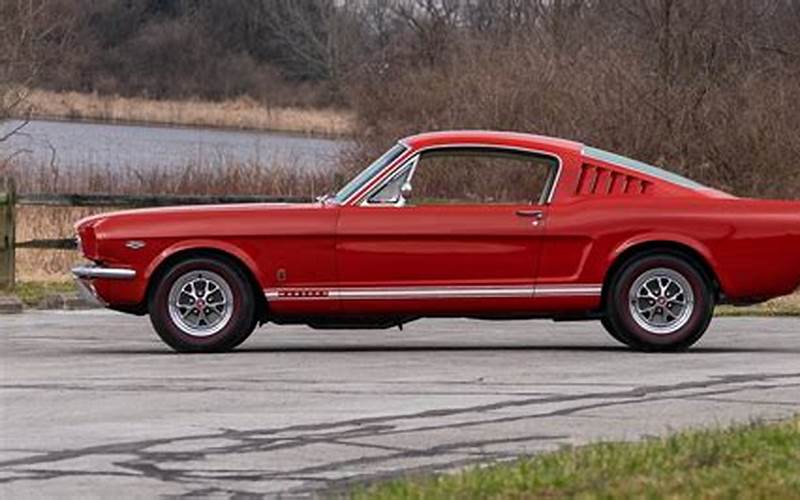 Features Of The 65 Ford Mustang Gt Fastback