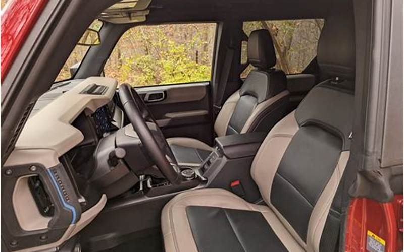 Ford Bronco 2022 Interior