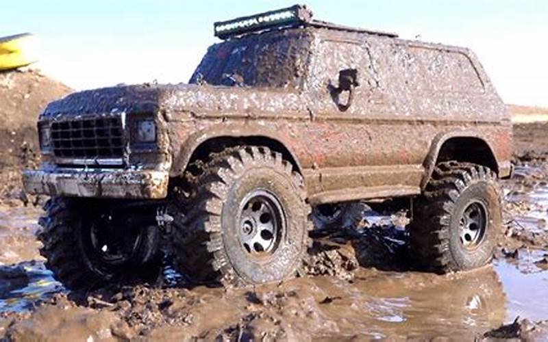 Ford Bronco Mud Truck