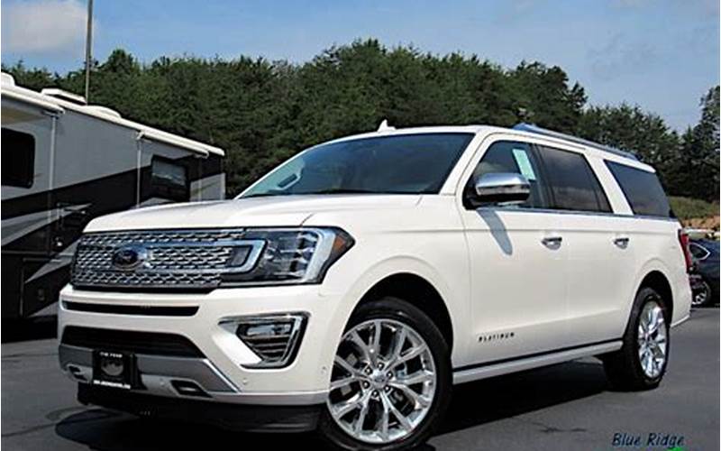 Ford Expedition 2019 White