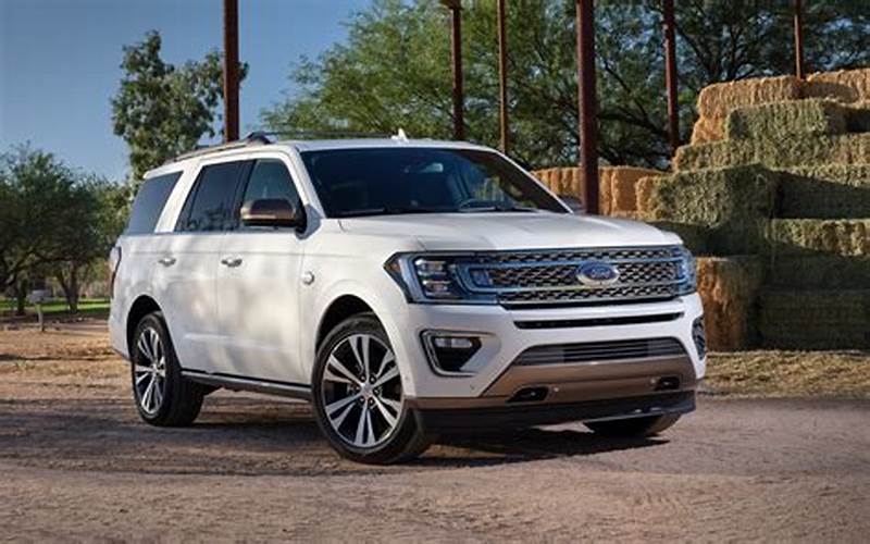 Ford Expedition King Ranch 2020 Features