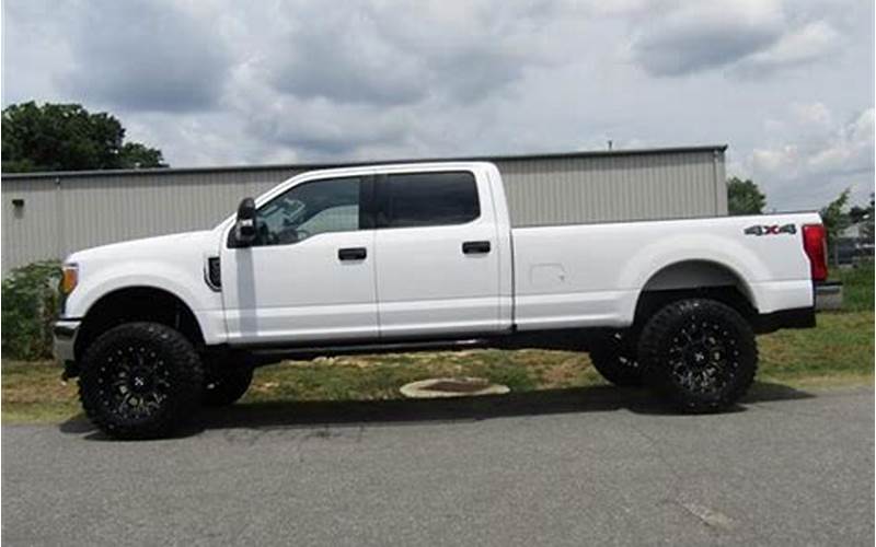 Ford F250 4X4 Long Bed Interior