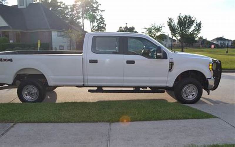 Ford F250 Crew Cab Standard Bed