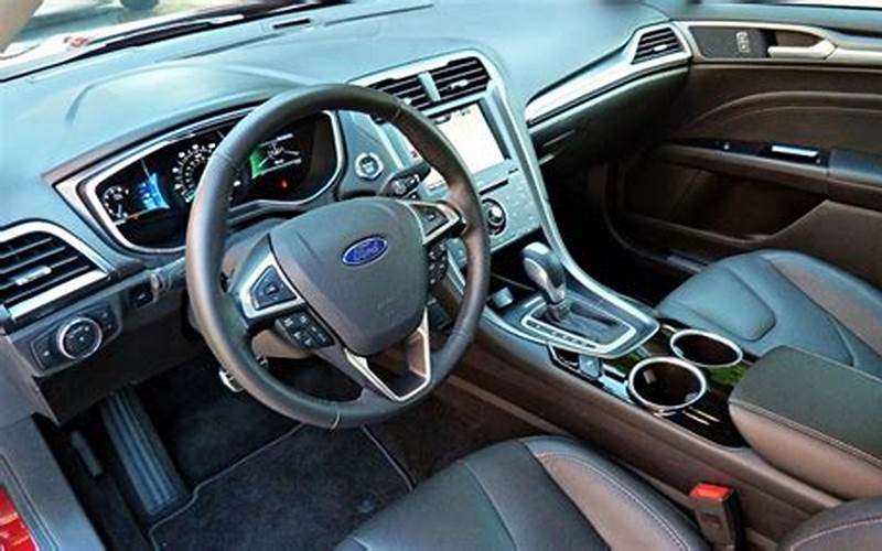 Ford Fusion 2013 Cons